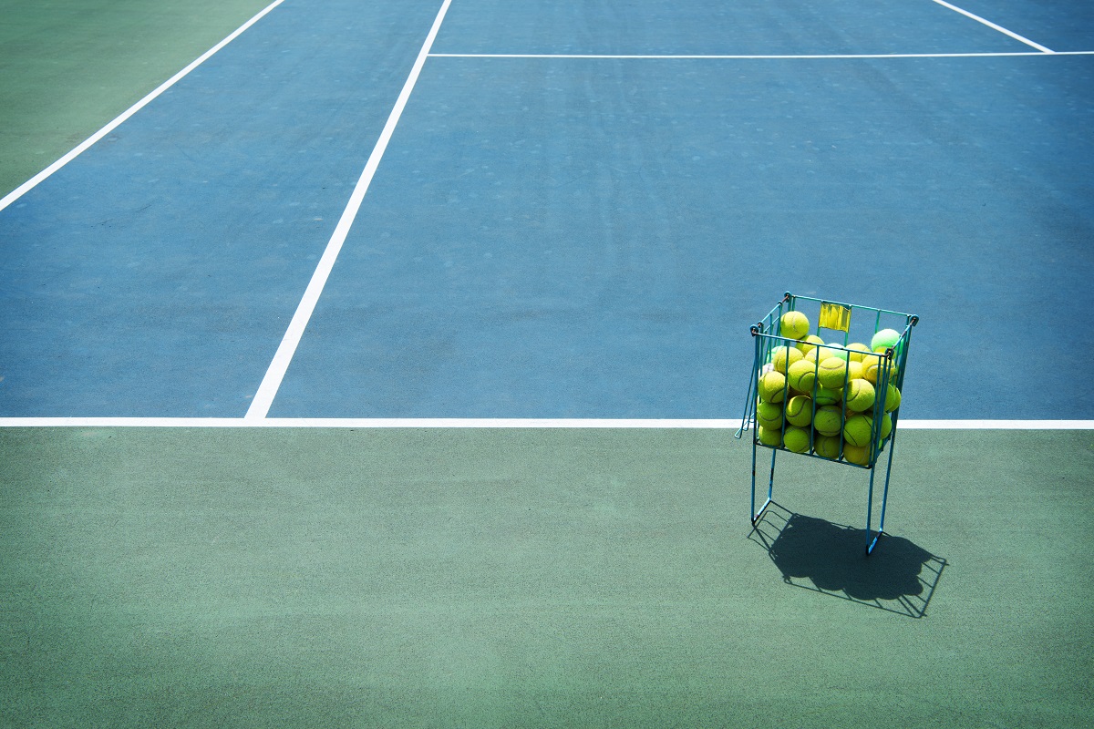 How to Choose the Best Tennis Court Builders