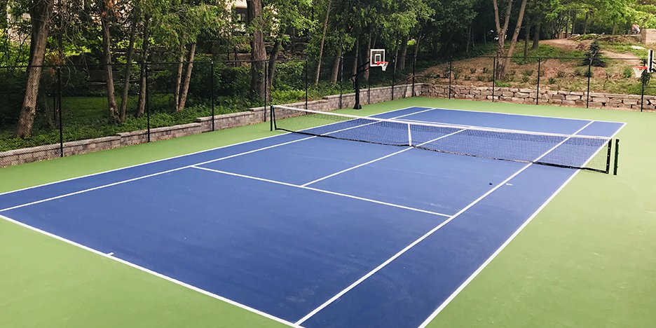 hard tennis court