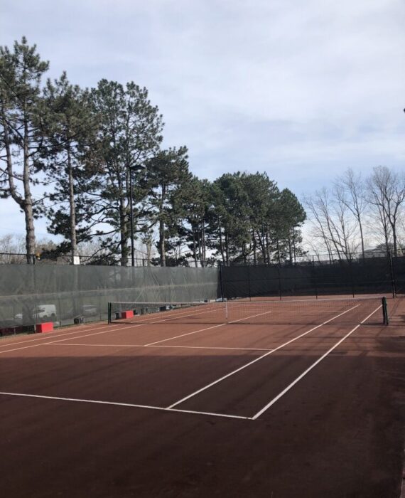 tennis courts (42)
