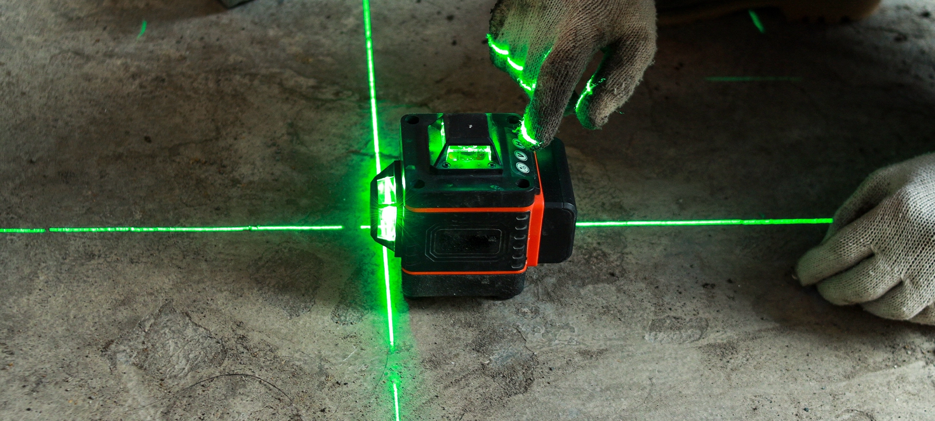 laser-guided grading device